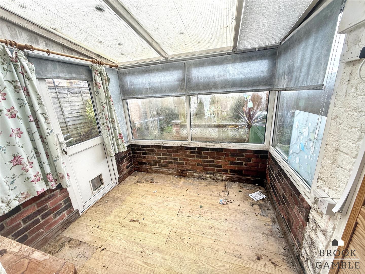 2 Bedroom House - End Terrace. Bradford Street in Eastbourne,  11